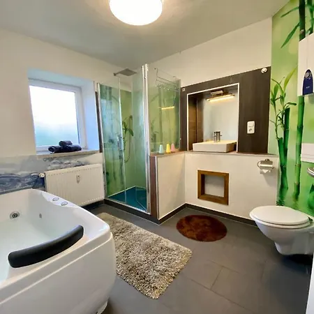 Apartamento Eifelstein, Mit Whirlpool Und Ofen *