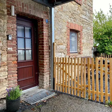 Eifelstein, Mit Whirlpool Und Ofen Appartement *