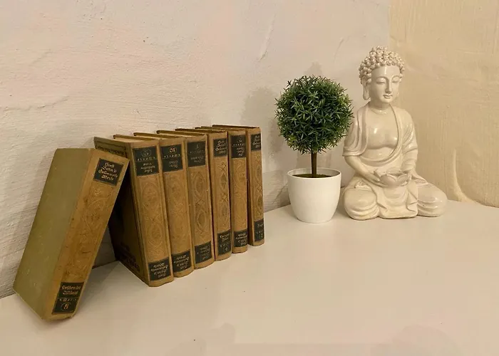 Eifelstein, Mit Whirlpool Und Ofen דירה